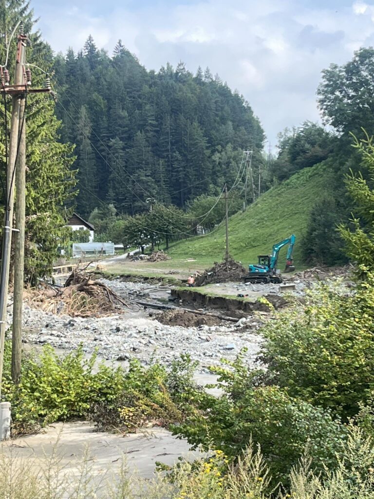 Sunward clean-up after floods in Slovenia